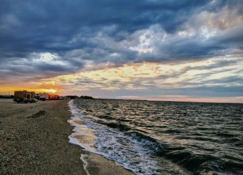 AUCTION PROPERTY! FANTASTIC INVESTMENT OPPORTUNITY! LOVELY TEXAS LOT JUST MOMENTS FROM THE BEACH! Only $199/month!